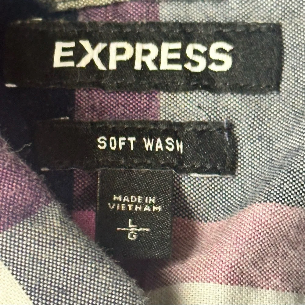 Express Men's soft wash purple and blue plaid long sleeve button-up shirt. - Picture 4 of 7